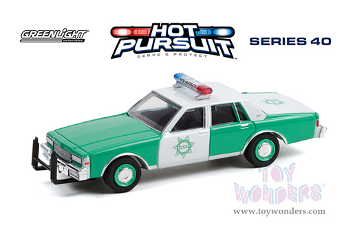 Greenlight - Hot Pursuit Series 40 | Chevrolet® Caprice "San Diego County Volunteer Sheriff" (California) (1989, 1/64 scale diecast model car, Green and White) 42980B/48