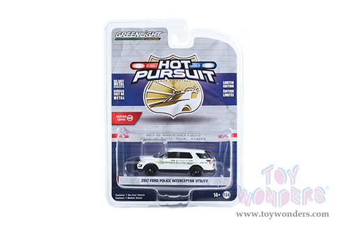 Greenlight - Hot Pursuit Series 42 | Ford Police Interceptor Utility - City of North Pole, Alaska Police (2017, 1/64 scale diecast model car, white) 43000C/48