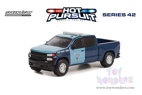 Greenlight - Hot Pursuit Series 42 | Chevrolet&reg; Silverado - Massachusetts State Police (2021, 1/64 scale diecast model car, blue and light blue) 43000E/48