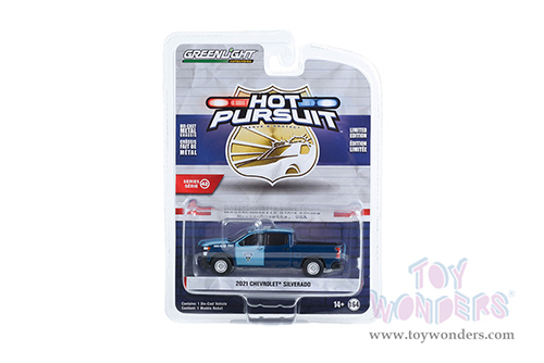 Greenlight - Hot Pursuit Series 42 | Chevrolet&reg; Silverado - Massachusetts State Police (2021, 1/64 scale diecast model car, blue and light blue) 43000E/48