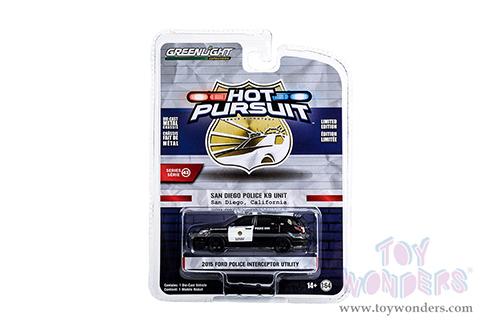 Greenlight - Hot Pursuit Series 43 | Ford Police Interceptor Utility "San Diego Police K9 Unit, San Diego, California" (2015, 1/64 scale diecast model car, Black and White) 43010E/48