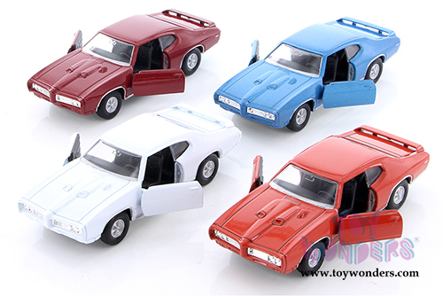 Welly - Pontiac&reg; GTO&reg; Hardtop (1969, 1/34-1/39 Scale diecast model car, Asstd.) 43714D