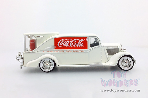 Motor City Coca-Cola - Dodge KH-32 Fountain Truck (1/43 scale diecast model car, White) 443934 MAP: $24.99