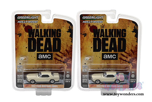 Greenlight Hollywood -  The Walking Dead Ford Mustang Coupe "Sophia Message Car" with Accessories (1967, 1/64 scale diecast model car, Cream) 44750E/48