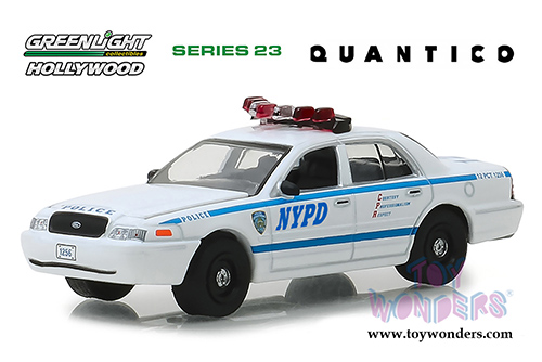 Greenlight - Hollywood Series 23 | Quantico (TV Series, 2015-18) Ford Crown Victoria Police Interceptor New York Police Department (NYPD) (2003, 1/64 scale diecast model car, White) 44830F/48