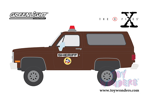 Greenlight - Hollywood Series 25 | The X Files Chevrolet&reg; K-5 Blazer "Sheriff" (1981, 1/64 scale diecast model car, Burgundy) 44850D/48