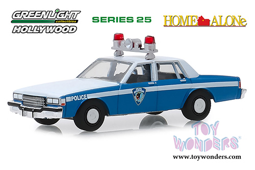 Greenlight - Hollywood Series 25 | Home Alone "Wilmette, Illinois Police" Chevrolet&reg; Caprice (1986, 1/64 scale diecast model car, Blue/White) 44850E/48