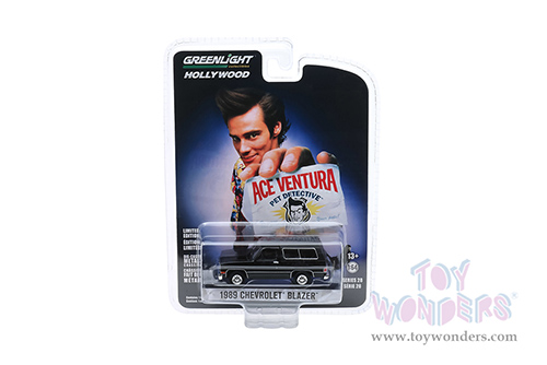 Greenlight - Hollywood Series 28 | Ace Ventura: Pet Detective Chevrolet&reg; Blazer (1989, 1/64 scale diecast model car, Black) 44880E/48