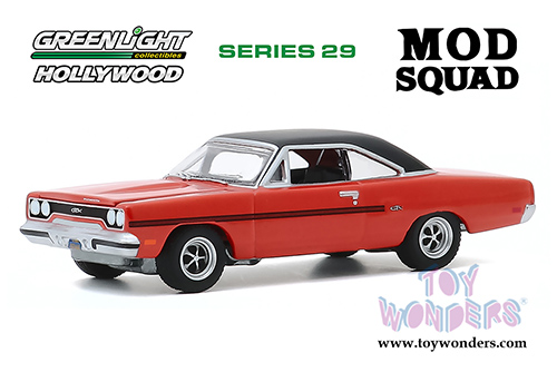 Greenlight - Hollywood Series 29 | Plymouth GTX Hardtop - The Mod Squad (TV Series, 1968-73) (1970, 1/64 scale diecast model car, Orange/Black) 44890A/48