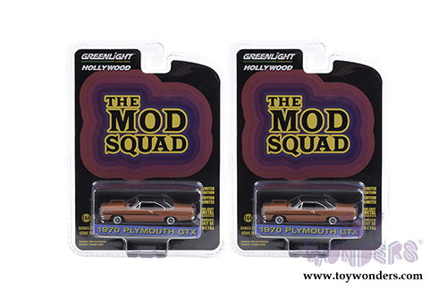 Greenlight - Hollywood Series 29 | Plymouth GTX Hardtop - The Mod Squad (TV Series, 1968-73) (1970, 1/64 scale diecast model car, Orange/Black) 44890A/48