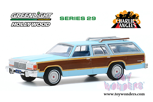 Greenlight - Hollywood Series 29 | Ford LTD Country Squire - Charlie's Angels (TV Series, 1976-81) (1979, 1/64 scale diecast model car, Light Blue) 44890E/48