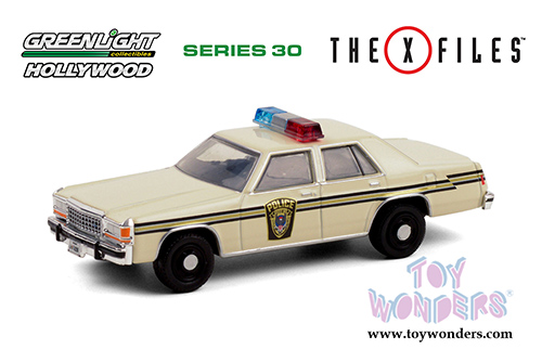 Greenlight - Hollywood Series 30 | The X-Files Ford LTD Crown Victoria Ardis MD Police (1983, 1/64 scale diecast model car, Cream) 44900C/48
