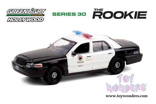 Greenlight - Hollywood Series 30 | The Rookie Ford Crown Victoria Police Interceptor Los Angeles Police Department (LAPD) (2008, 1/64 scale diecast model car, Black/White) 44900F/48