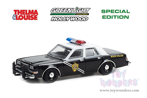 Greenlight Hollywood - Thelma & Louise Special Edition | Dodge Diplomat "New Mexico State Police" (1984, 1/64 scale diecast model car, Black with White Top) 44945E/48
