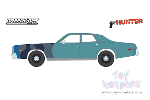 Greenlight - Hollywood Series 36 | Sergeant Rick Hunter's Plymouth Fury "Hunter" (1984-1991) TV Series (1977, 1/64 scale diecast model car, Blue Metallic) 44960B/48