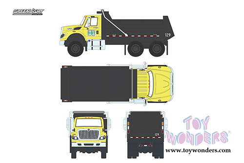 Greenlight - S.D. Trucks Series 2 | International&reg; WorkStar&reg; Construction Dump Truck New York City DOT (2017, 1/64 scale diecast model car, Yellow/Black) 45020A/48