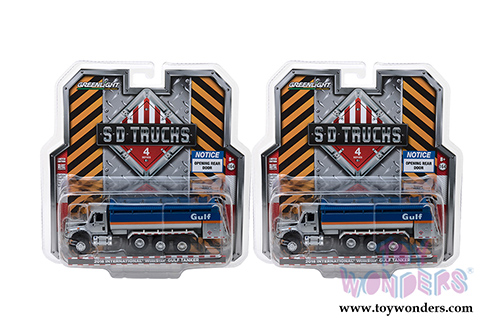 Greenlight - S.D. Trucks Series 4 | International WorkStar&reg; Tanker Truck Gulf Oil (2018, 1/64 scale diecast model car, Silver/Blue) 45040C/48
