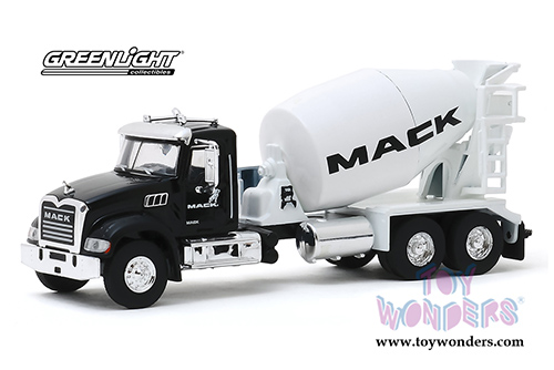 Greenlight - S.D. Trucks Series 9 (1/64 scale diecast model car, Asstd.) 45090/48