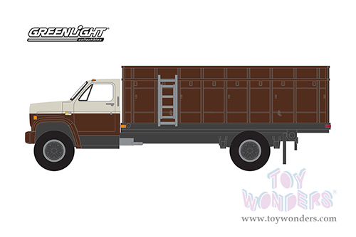 Greenlight - S.D. Trucks Series 17 | Chevrolet&reg; C-70 Grain Truck (1981, 1/64 scale diecast model car, Tan/Brown) 45170A/48