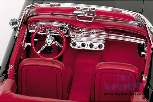 Sun Star USA - Ford Falcon Open Convertible (1963, 1/18 scale diecast model car, Raven Black) 4533BK