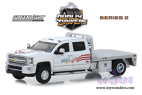 Greenlight - Dually Drivers Series 2 | Chevrolet&reg; Silverado 3500 Dually Flatbed - USA-1 (2018, 1/64 scale diecast model car, White) 46020B/48