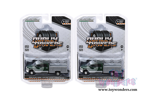 Greenlight - Dually Drivers Series 3 | Dodge Ram 3500 Laramie Dually Service Bed Truck with Ladder Rack (2018, 1/64 scale diecast model car, Green/Gray) 46030C/48