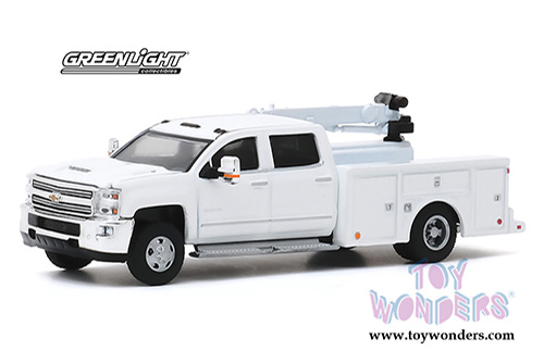 Greenlight - Dually Drivers Series 4 (1/64 scale diecast model car, Asstd.) 46040/6