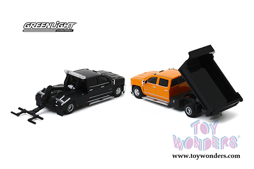 Greenlight - Dually Drivers Series 4 (1/64 scale diecast model car, Asstd.) 46040/6