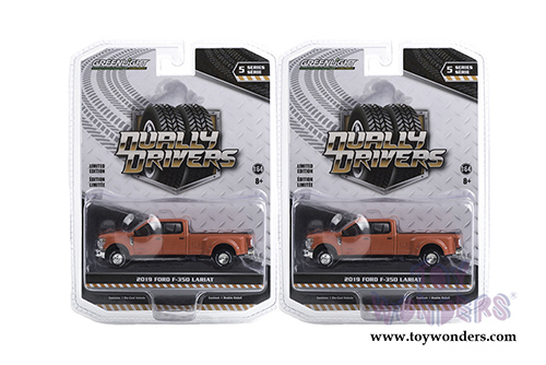 Greenlight - Dually Drivers Series 5 | Ford F-350 Lariat Dually Pickup Truck (2019, 1/64 scale diecast model car, Race Red) 46050E/48