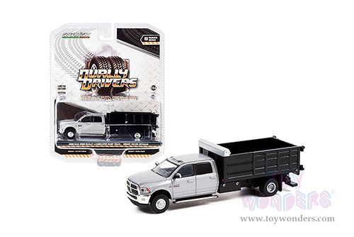 Greenlight - Dually Drivers Series 8 | Ram 3500 Dually Landscaper Dump Truck (2018, 1/64 scale diecast model car, Silver/Black) 46080E/48