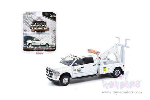 Greenlight - Dually Drivers Series 8 | Ram 3500 Dually Wrecker Tow Truck White "Los Angeles County Metro Freeway Service Patrol" (2018, 1/64 scale diecast model car, White) 46080F/48