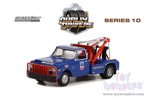 Greenlight - Dually Drivers Series 10 | Chevrolet&reg; C-30 Dually Wrecker Truck - Standard Oil Company Roadside Service 24 Hour (1969, 1/64 scale diecast model car, Dark Blue) 46100A/48