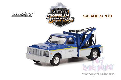 Greenlight - Dually Drivers Series 10 | Chevrolet® C-30 Dually Wrecker Truck - Goodyear Tire Testing Division (1972, 1/64 scale diecast model car, White and Blue with Yellow Stripes) 46100B/48