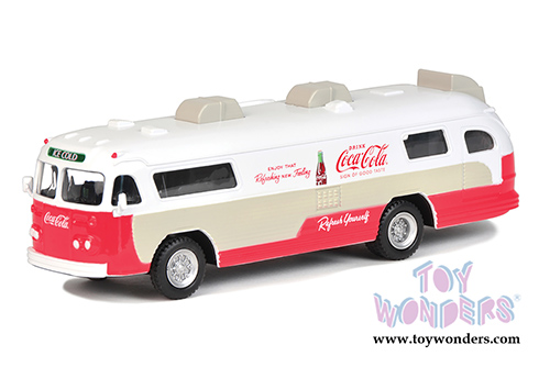 Motor City Coca-Cola - Flxible Starliner Bus (1960, 1/64 scale diecast model car,  Red/White) 464005