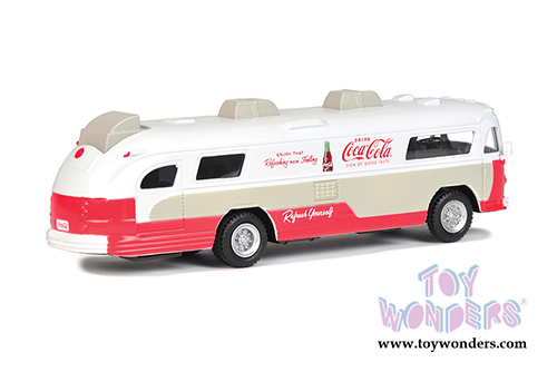 Motor City Coca-Cola - Flxible Starliner Bus (1960, 1/64 scale diecast model car,  Red/White) 464005
