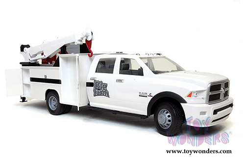 Tomy ERTL Big Farm - Ram 3500 Service Truck (1/16 scale sturdy plastic model car, White) 46488