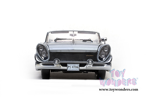 Sun Star Platinum - Lincoln Continental MK III Open Convertible (1958, 1/18 scale diecast model car, Silver Gray) 4706