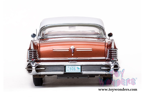 Sun Star Platinum - Buick Limited Riviera Coupe Hard Top (1958, 1/18 scale diecast model car, Glacier White/Garnet Red) 4806