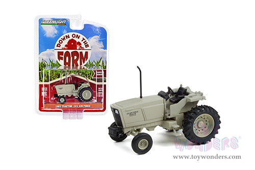 Greenlight - Down on the Farm Series 6 | Tractor (1983, 1/64 scale diecast model car, Matte Gray) 48060D/48