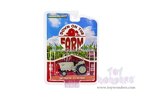 Greenlight - Down on the Farm Series 6 | Tractor (1983, 1/64 scale diecast model car, Matte Gray) 48060D/48
