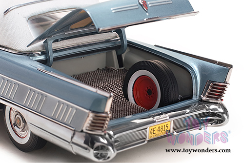 Sun Star Platinum - Buick&reg; Limited Closed Convertible (1958 1/18 scale diecast model car, Blue Mist) 4815