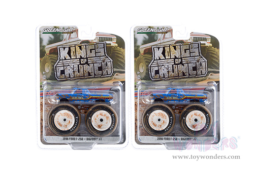 Greenlight - Kings of Crunch Series 7 | Ford F-250 Monster Truck - Bigfoot #7 (Dirty Version)(1996, 1/64 scale diecast model car, Blue) 49070F/48
