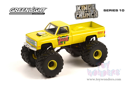 Greenlight - Kings of Crunch Series 10 | Chevrolet® Silverado Monster Truck - Mad Crusher (1987, 1/64 scale diecast model car, Yellow) 49100C/48