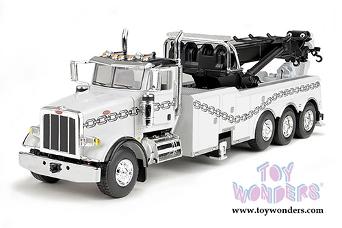First Gear - Peterbilt 367 with Century Rotator Wrecker (1/50 scale diecast model car, Gray) 50-3344