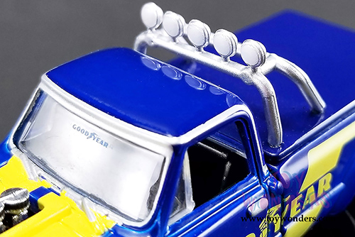 Greenlight/ACME - Chevrolet&reg; K-10 Monster Truck Goodyear (1970, 1/64 scale diecast model car, Blue/Yellow) 51267