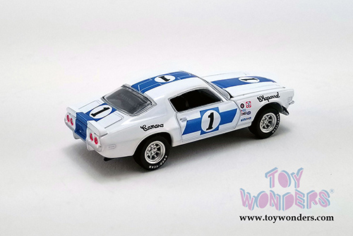 Greenlight/ACME - 1967 Chevrolet&reg; C-30 Ramp Truck with 1970 Chevrolet&reg; Trans Am Camaro&reg; #1 (1/64 scale diecast model car, White/Blue) 51344