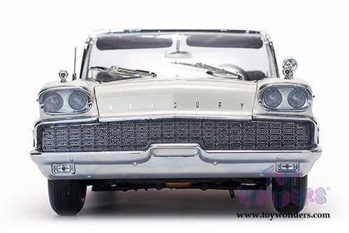 Sun Star Platinum - Mercury Park Lane Open Convertible (1959, 1/18 scale diecast model car, Marble White) 5154