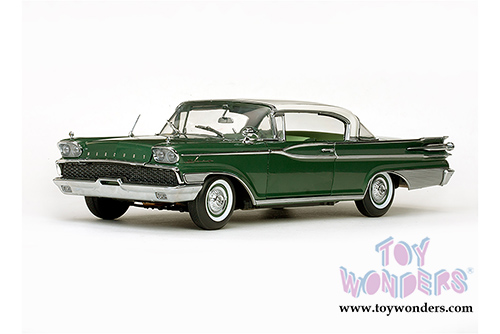 Sun Star Platinum - Mercury Park Lane Hardtop (1959, 1/18 scale diecast model car, Marble White/Sherwood Green) 5164