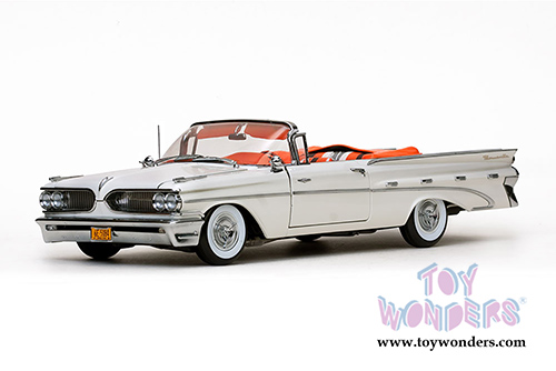Sun Star Platinum - Pontiac Bonneville Open Convertible (1959, 1/18 scale diecast model car, Cameo Ivory) 5184