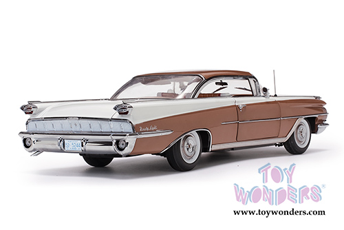 Sun Star Platinum - Oldsmobile "98" Hardtop (1959, 1/18 scale diecast model car, Bronze Mist/Polaris White) 5244